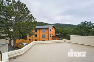 Дом 245м², 3-этажный, участок 5 сот.