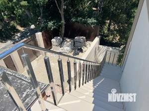 Дом 272м², 3-этажный, участок 4 сот.