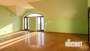 Дом 799м², 3-этажный, участок 12 сот.