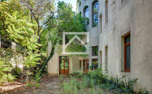 Дом 1157м², 3-этажный, участок 20 сот.