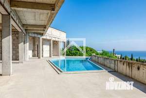 Дом 1080м², 3-этажный, участок 14 сот.