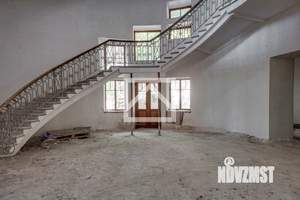 Дом 1157м², 3-этажный, участок 20 сот.