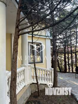 Дом 210м², 2-этажный, участок 5 сот.