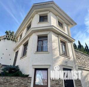 Дом 294м², 3-этажный, участок 8 сот.