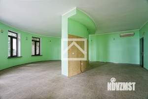 Дом 800м², 4-этажный, участок 12 сот.