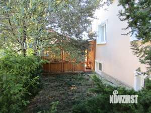 Коттедж 297м², 3-этажный, участок 5 сот.