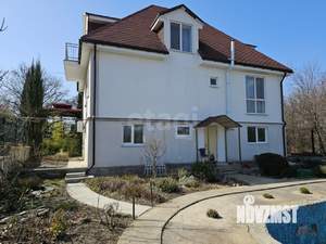 Дом 260м², 3-этажный, участок 7 сот.