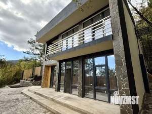 Коттедж 175м², 2-этажный, участок 6 сот.