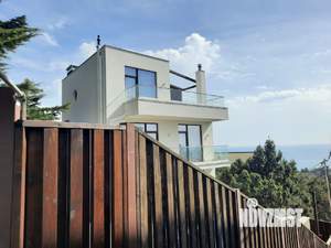 Дом 250м², 3-этажный, участок 3 сот.