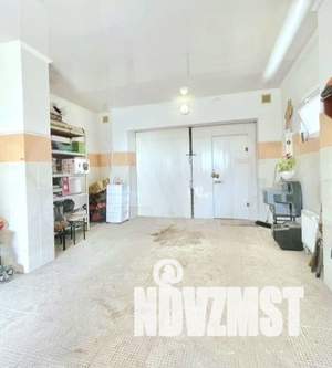 Дом 229м², 3-этажный, участок 4 сот.