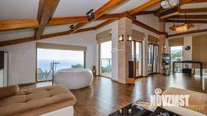 Дом 300м², 4-этажный, участок 4 сот.