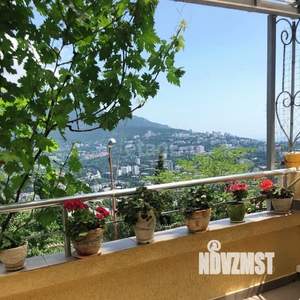 Таунхаус 240м², 3-этажный, участок 3 сот.