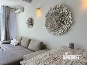 Дом 273м², 3-этажный, участок 5 сот.