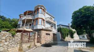 Дом 249м², 3-этажный, участок 1 сот.