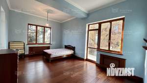 Дом 502м², 3-этажный, участок 10 сот.