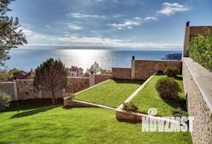 Дом 3271м², 4-этажный, участок 65 сот.