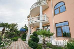 Дом 267м², 3-этажный, участок 7 сот.