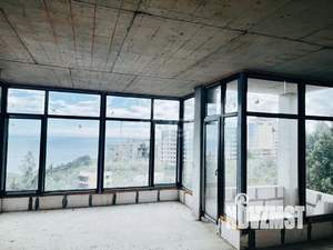 Таунхаус 200м², 3-этажный, участок 2 сот.