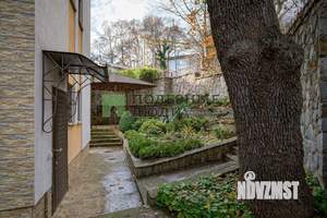 Дом 300м², 3-этажный, участок 3 сот.