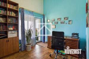 Дом 210м², 3-этажный, участок 6 сот.