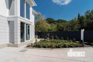 Коттедж 239м², 2-этажный, участок 7 сот.