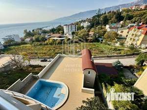 Дом 626м², 4-этажный, участок 9 сот.