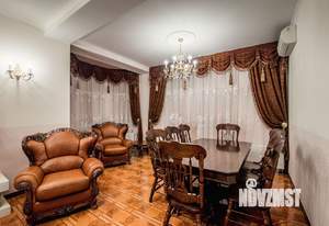 Дом 266м², 3-этажный, участок 20 сот.