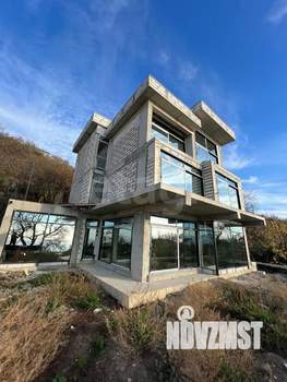 Дом 220м², 3-этажный, участок 3 сот.