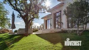 Дом 3270м², 4-этажный, участок 65 сот.