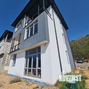 Дом 282м², 3-этажный, участок 2 сот.