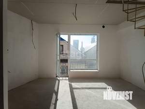 Таунхаус 96м², 2-этажный, участок 1 сот.