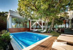 Дом 703м², 2-этажный, участок 12 сот.