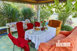 Дом 706м², 4-этажный, участок 7 сот.