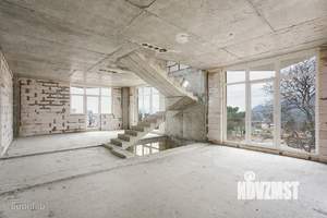 Дом 329м², 4-этажный, участок 5 сот.