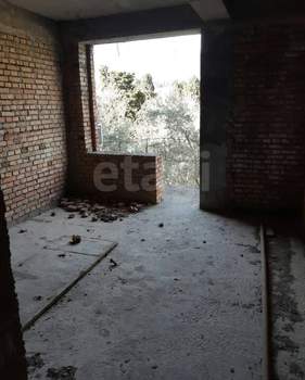 Дом 400м², 3-этажный, участок 6 сот.