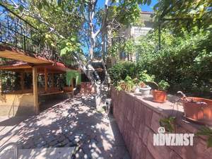 Дом 184м², 3-этажный, участок 7 сот.