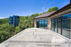 Дом 581м², 3-этажный, участок 5 сот.