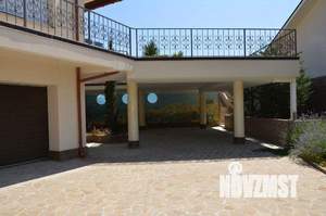 Дом 510м², 3-этажный, участок 11 сот.