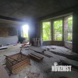 Дом 360м², 3-этажный, участок 6 сот.