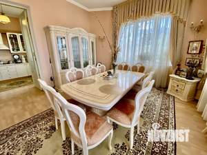 Дом 532м², 3-этажный, участок 10 сот.