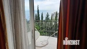 Дом 498м², 3-этажный, участок 12 сот.