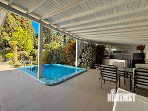 Дом 273м², 3-этажный, участок 5 сот.