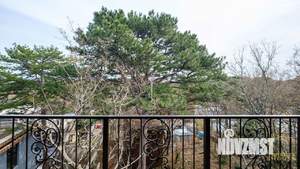 Дом 219м², 2-этажный, участок 3 сот.