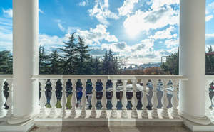 Дом 916м², 4-этажный, участок 39 сот.