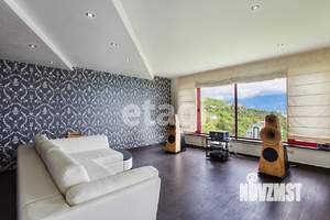 Дом 310м², 3-этажный, участок 1 сот.