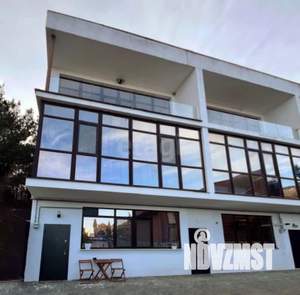 Таунхаус 144м², 3-этажный, участок 1 сот.