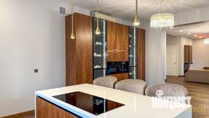 Дом 327м², 2-этажный, участок 21 сот.