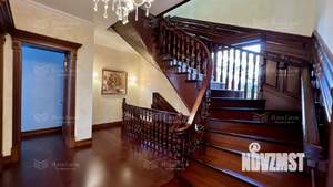 Дом 502м², 3-этажный, участок 10 сот.