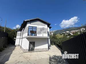 Дом 242м², 3-этажный, участок 4 сот.