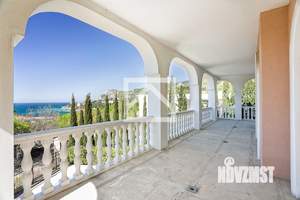 Дом 491м², 4-этажный, участок 10 сот.